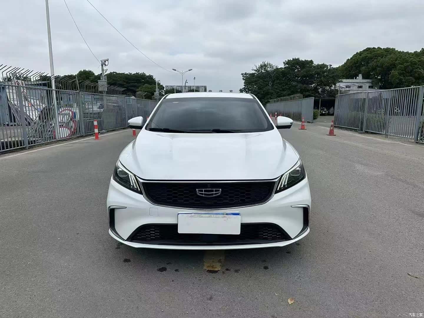 Geely Binray, 2022 2