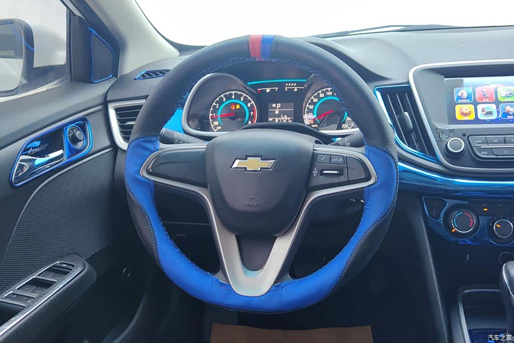 Chevrolet 320, 2018 15