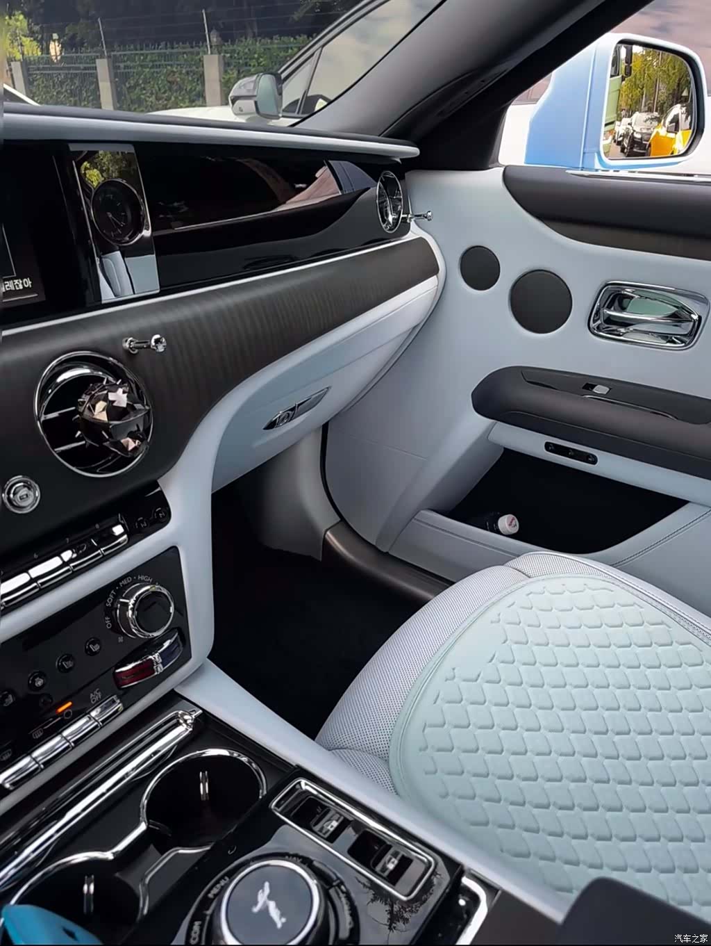 Rolls-Royce Ghost, 2021 8