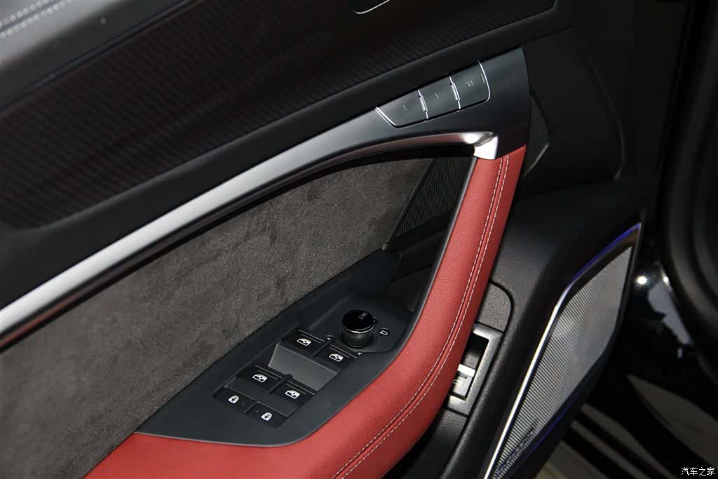 Audi A7L, 2025 26