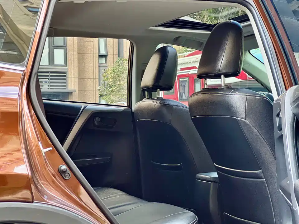 Toyota RAV4 Rongfang