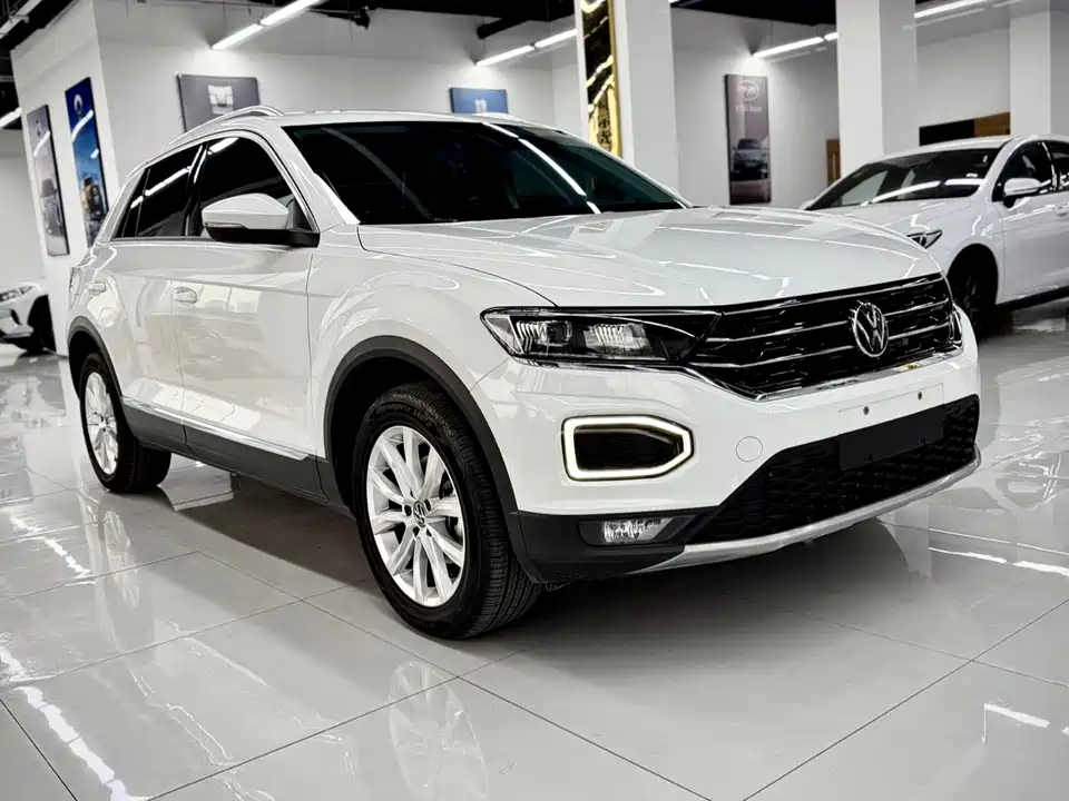 Volkswagen T-ROC exploring Songs
