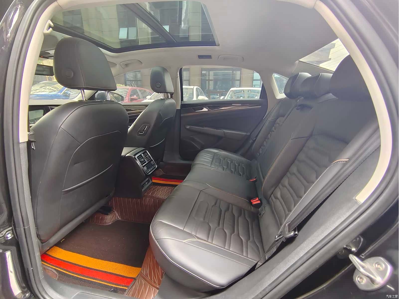 Volkswagen Passat, 2021 12