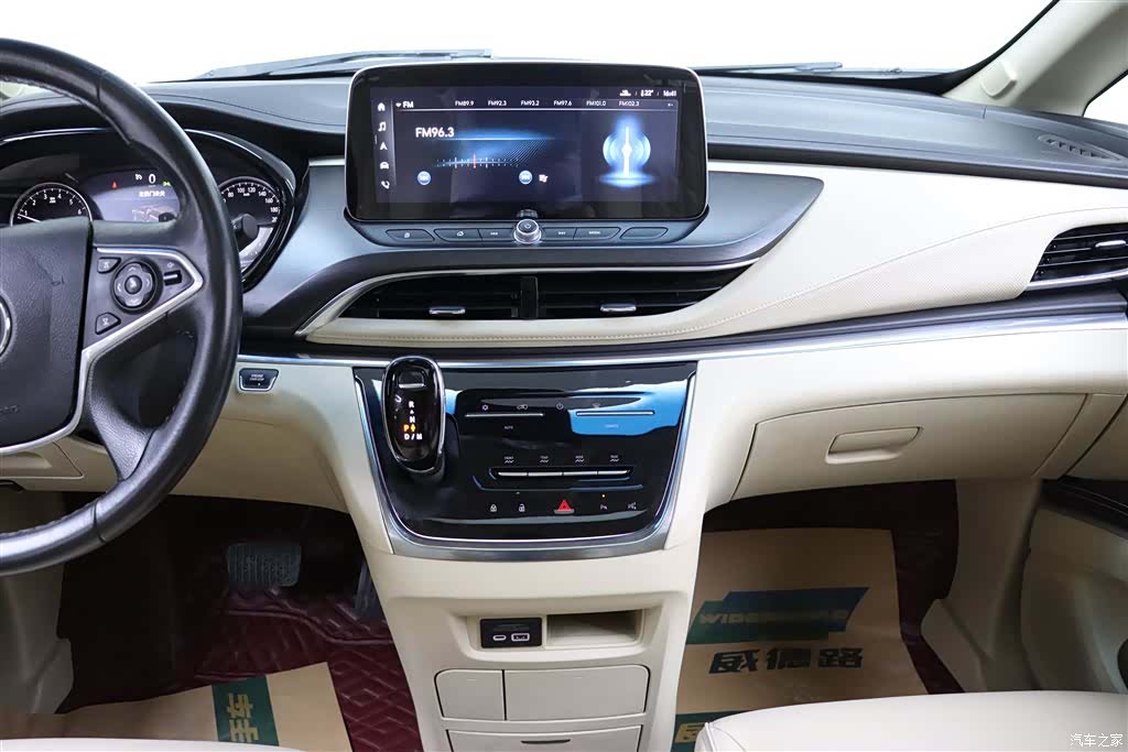 Buick GL8, 2023 25