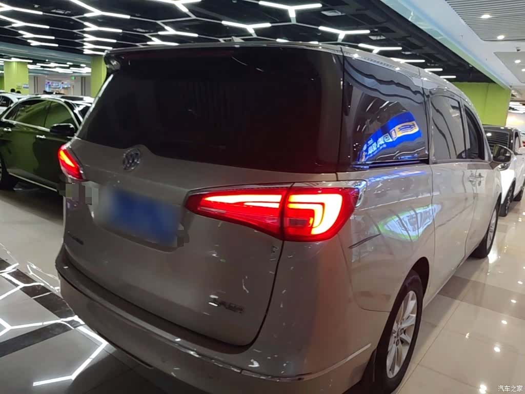 Buick GL8, 2020 7