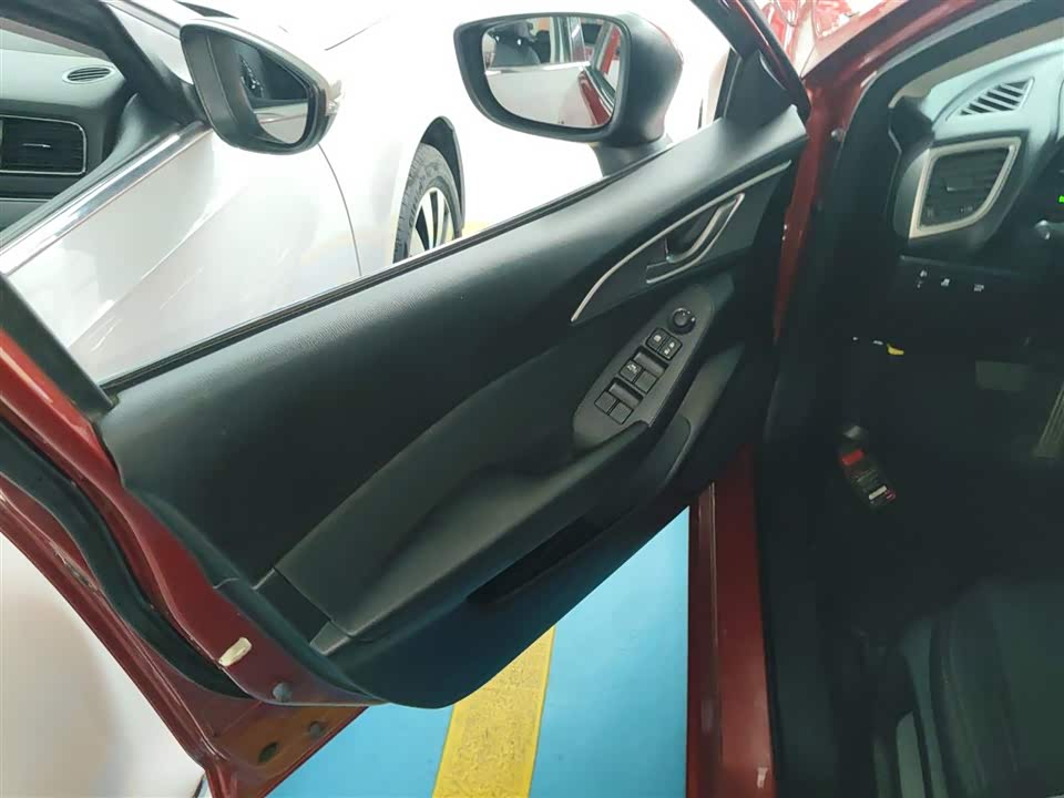 Mazda 3 Angkesaila Mazda 3 Angkesaila