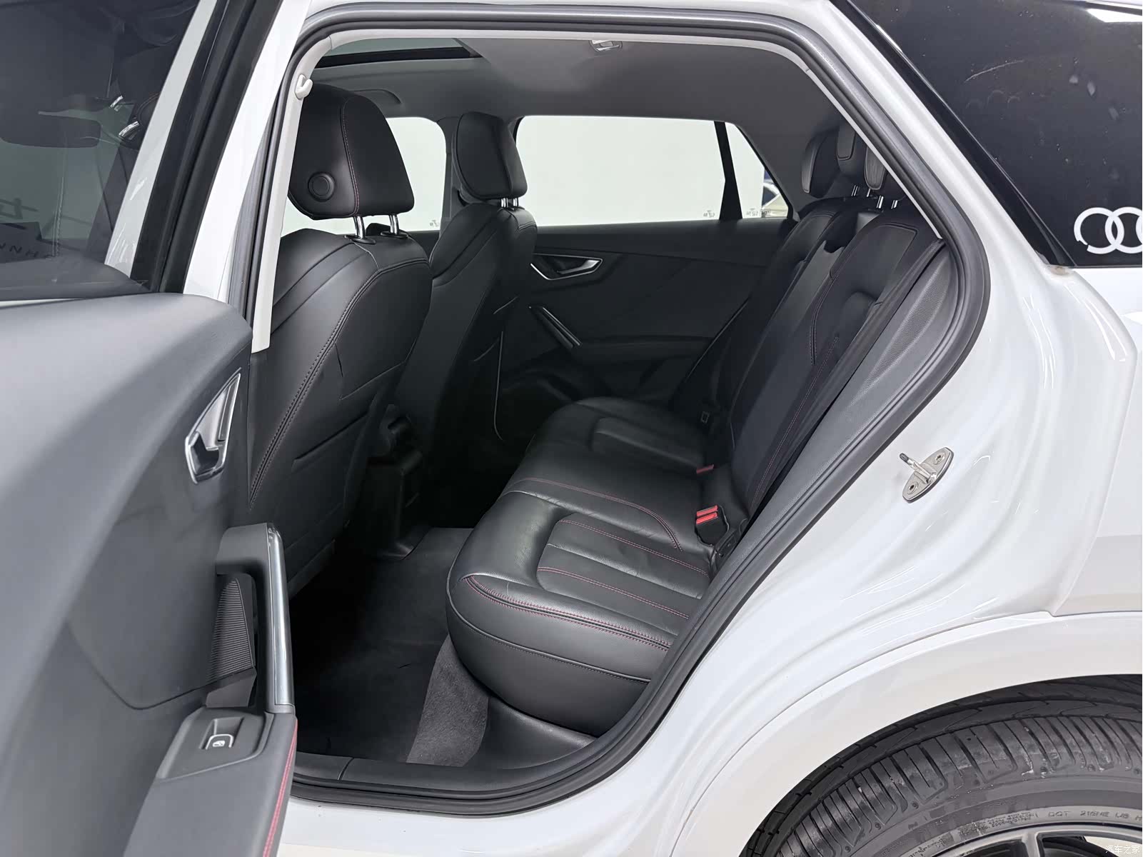 Audi Q2L, 2023 12