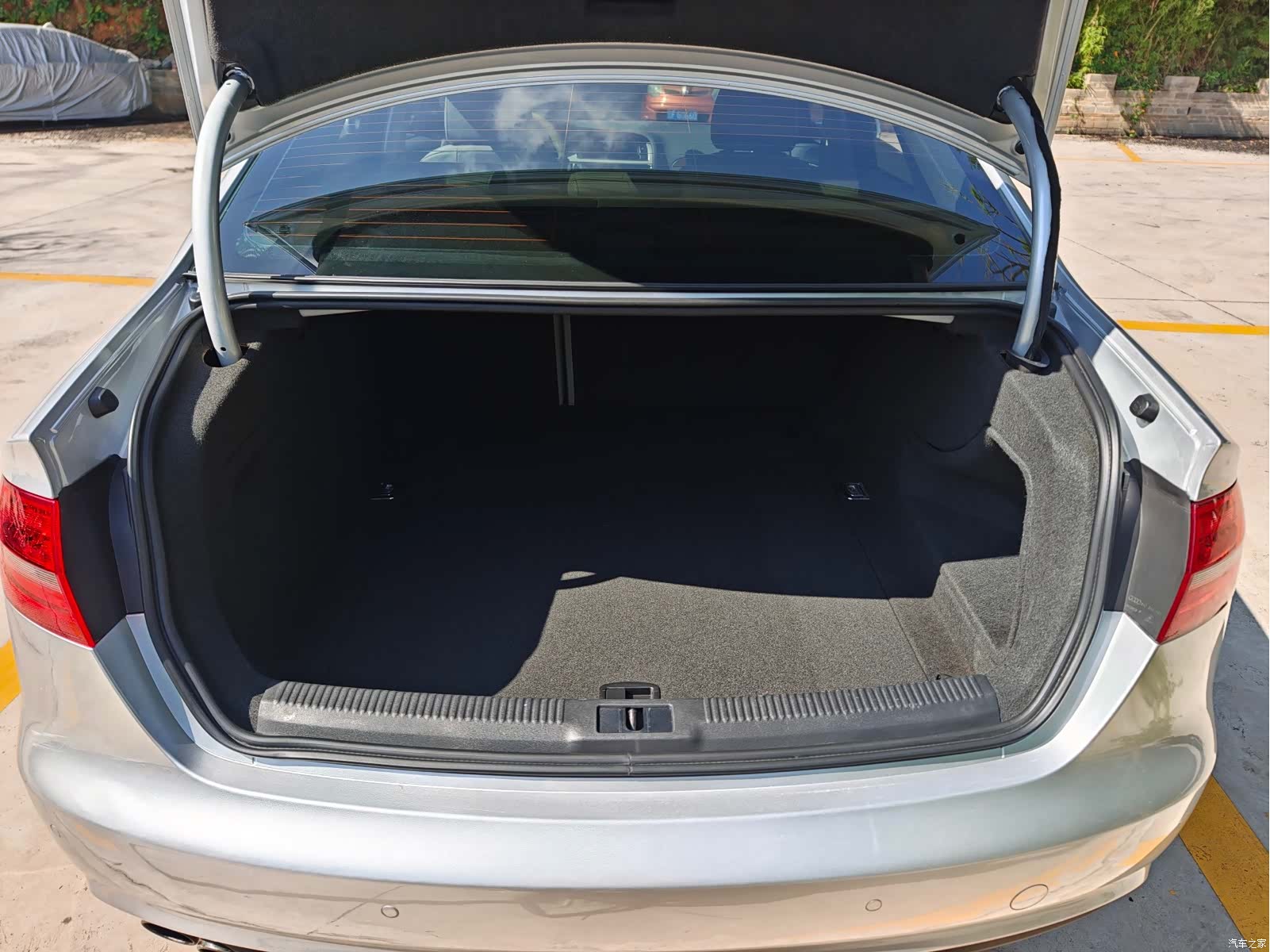 Audi A4L, 2012 13