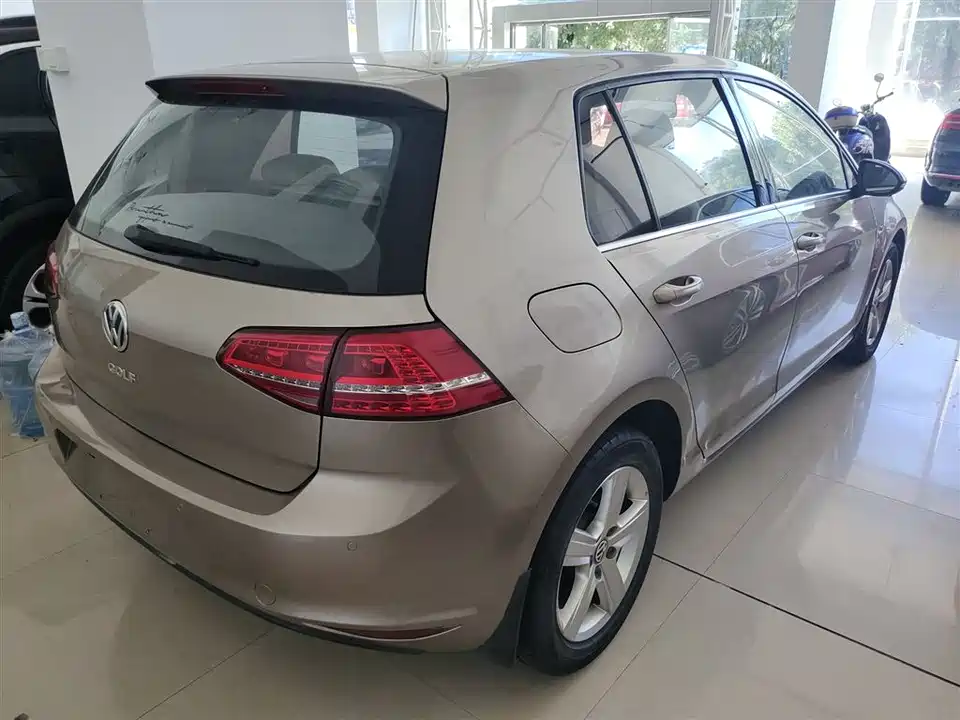 Volkswagen golf
