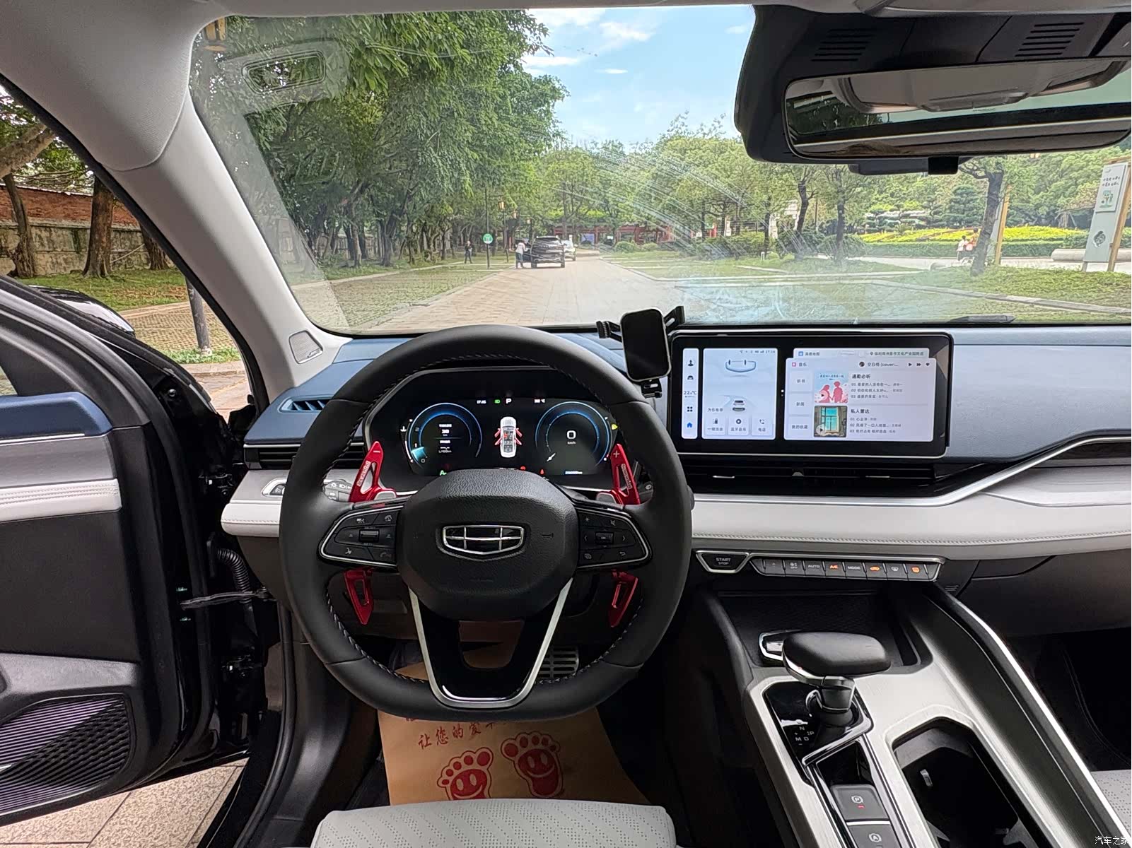 Geely Preface, 2022 11
