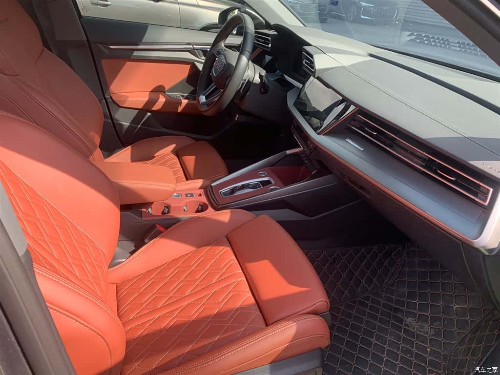 Audi Flying Spur, 2025 все фото
