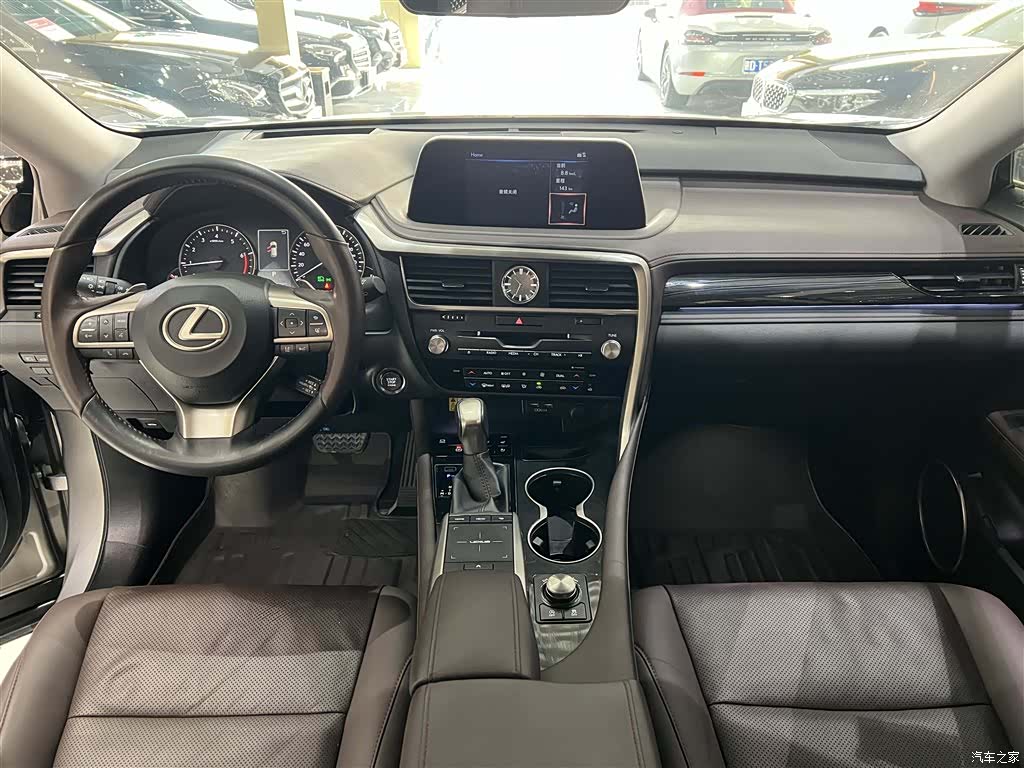 Lexus RX, 2022 13