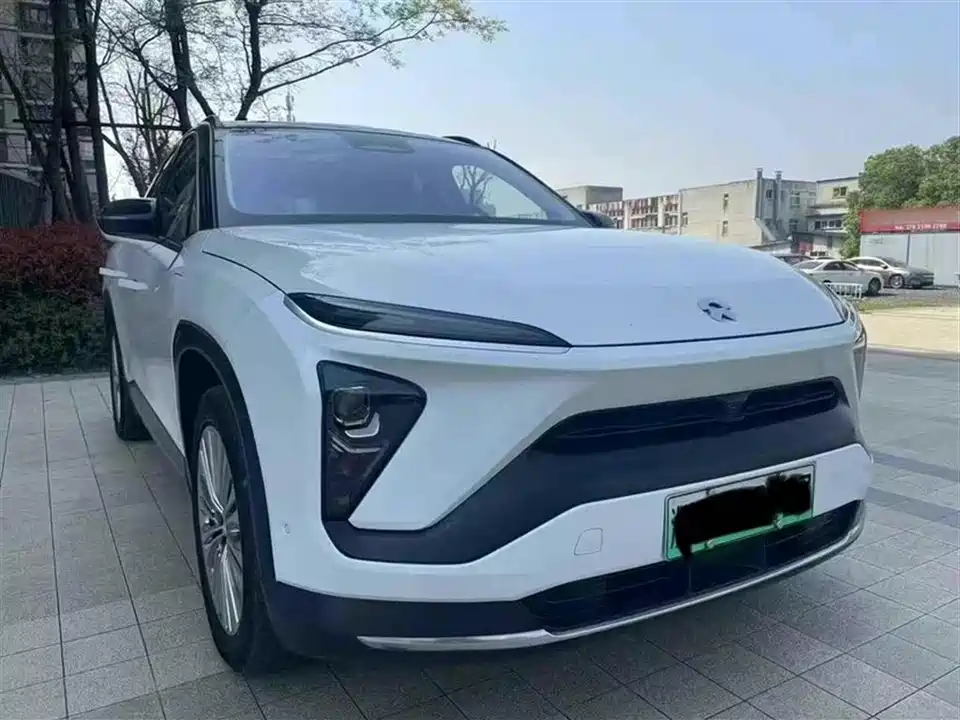 NIO ES6