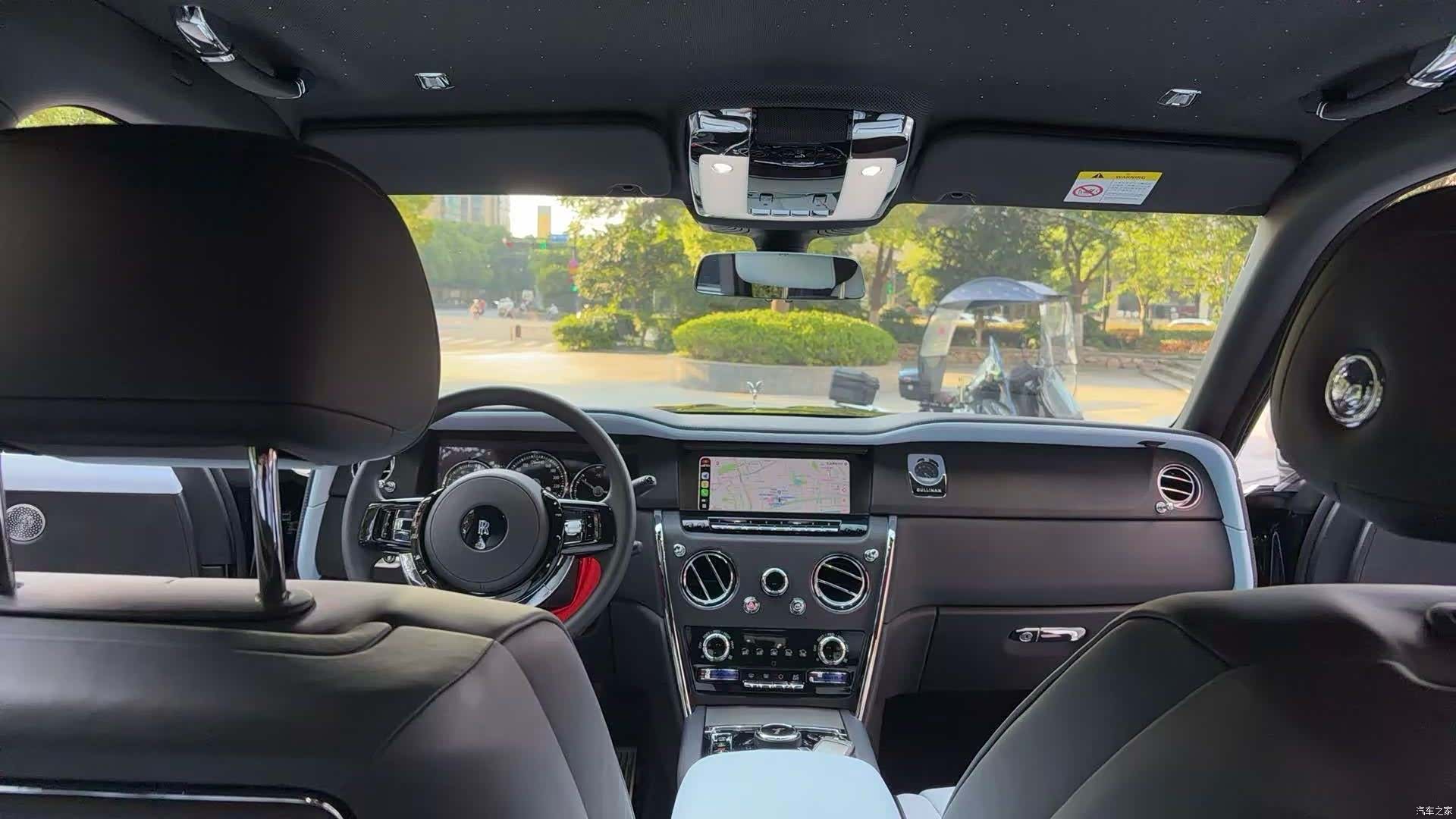 Rolls-Royce Cullinan, 2024 все фото