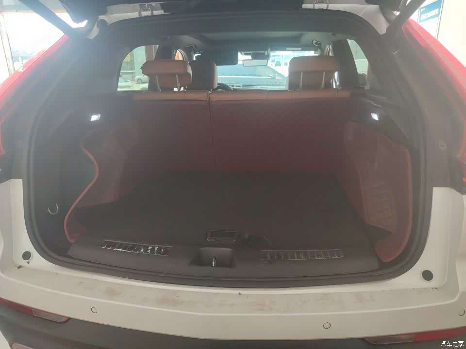 Cadillac XT4, 2023 7