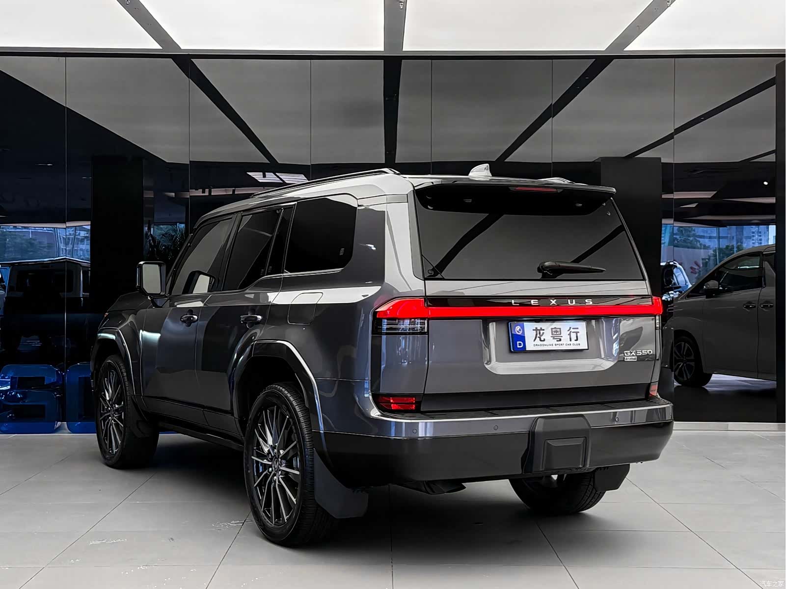 Lexus GX, 2026 4