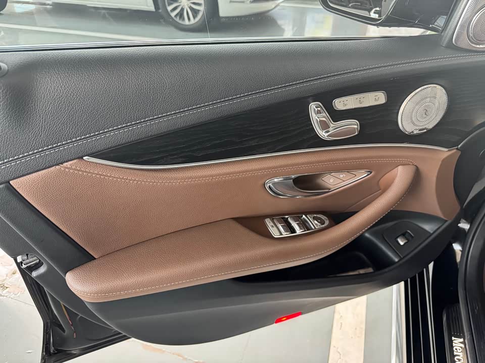 Mercedes-Benz E-class Mercedes-Benz E-class