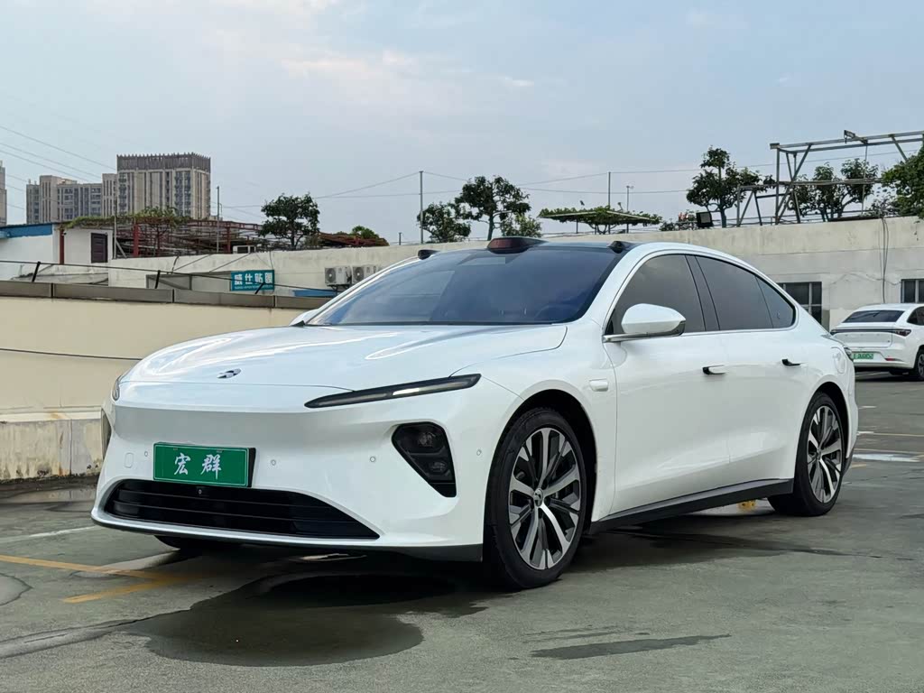NIO ET7