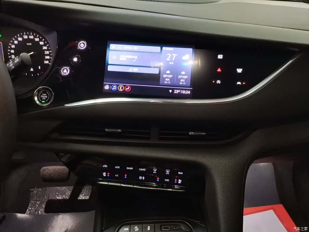 Buick Enclave, 2022 13