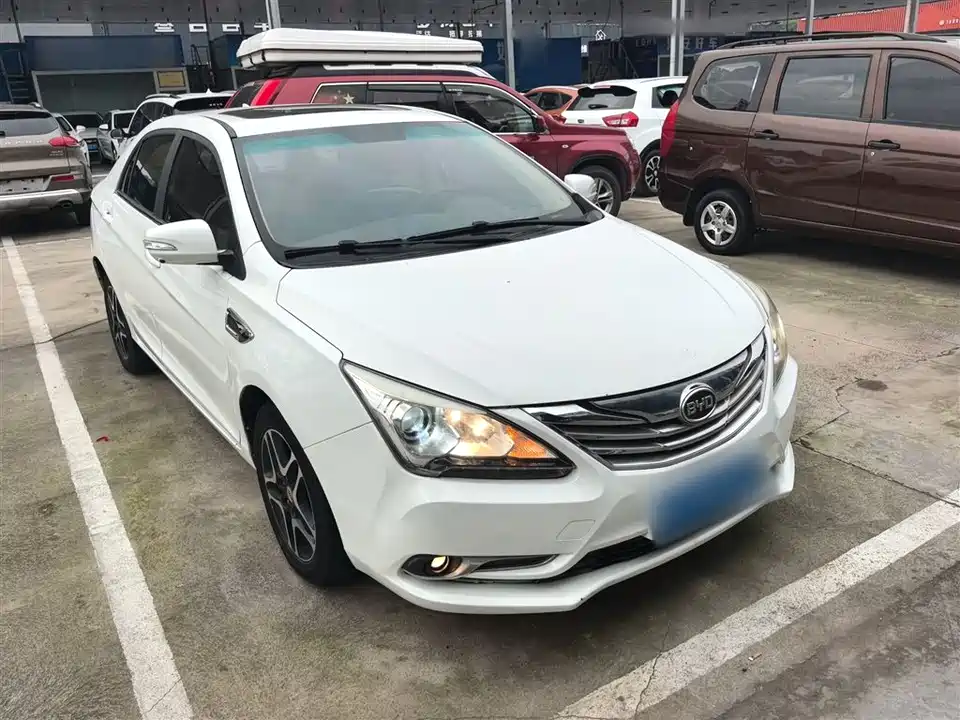 BYD G5