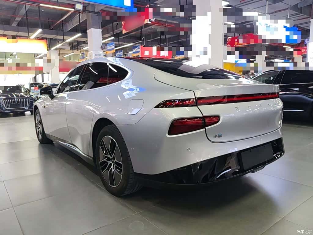 Xpeng P7, 2023 все фото