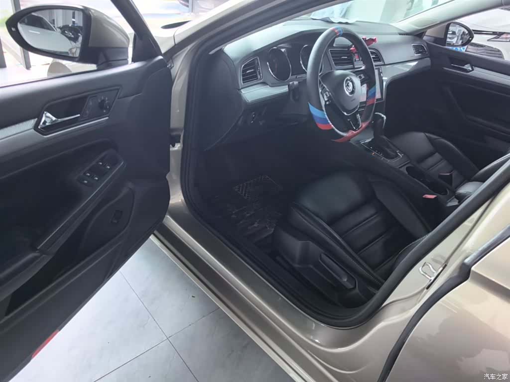 Volkswagen Lamando, 2017 16