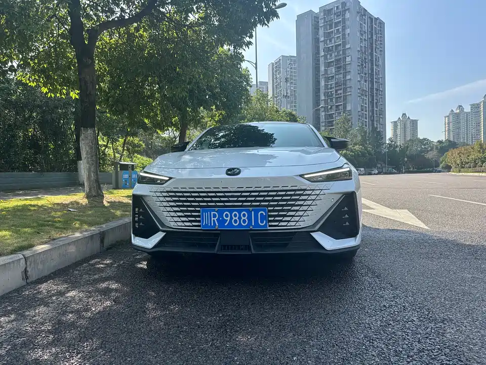 Changan UNI-V