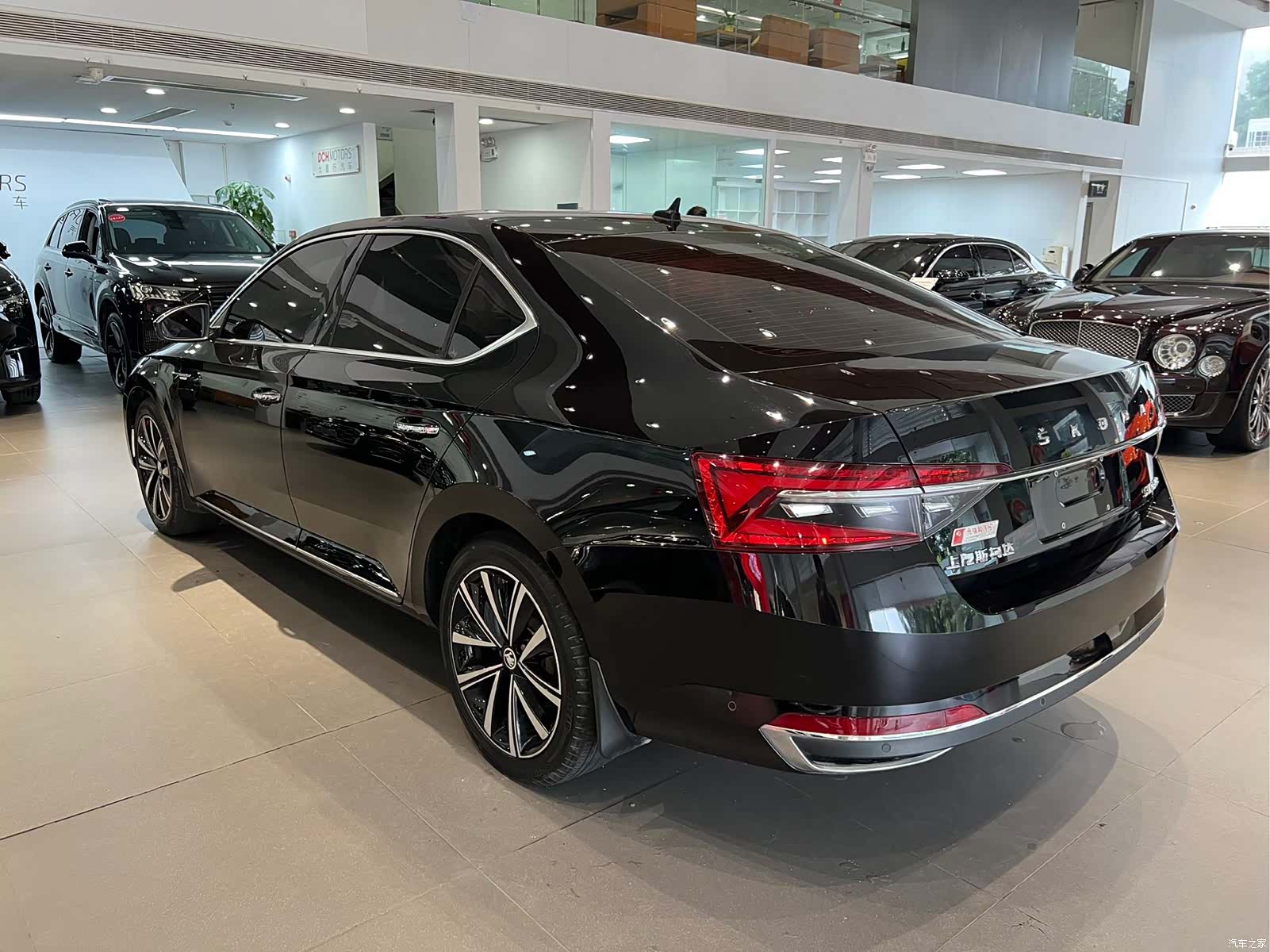 Skoda Superb, 2023 все фото