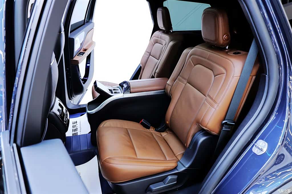 Lincoln Aviator, 2022 30