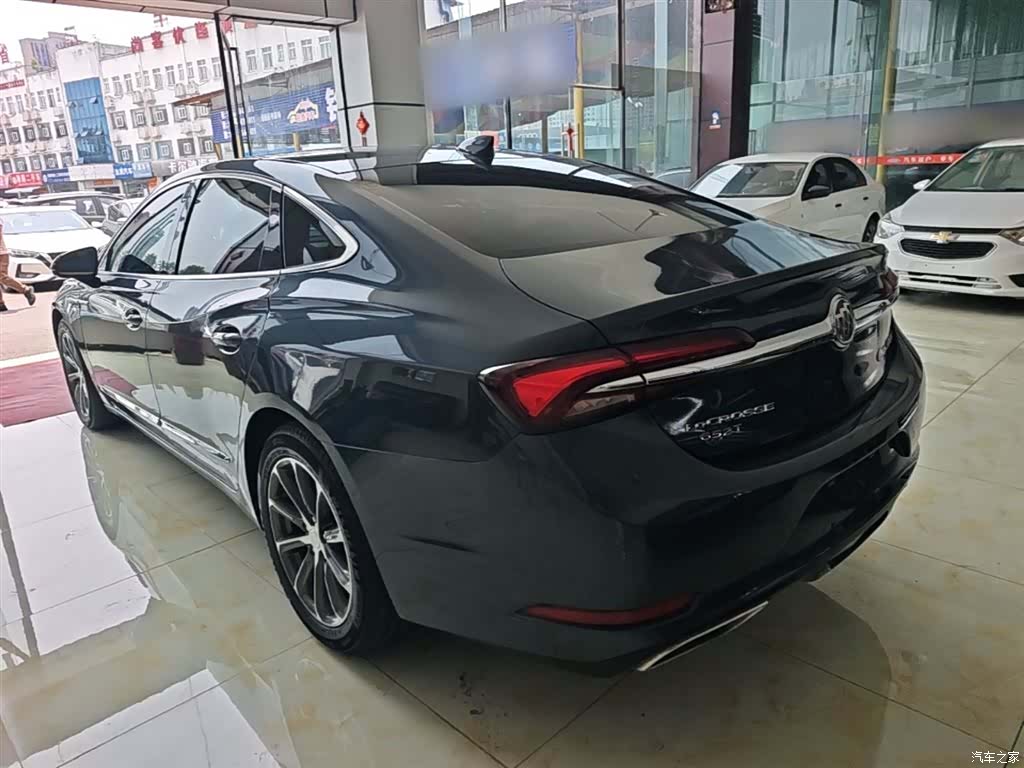 Buick LaCrosse, 2020 все фото
