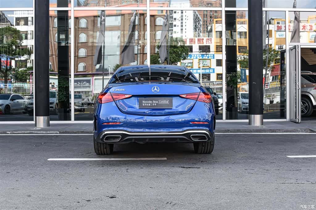 Mercedes-Benz C-Class, 2021 3