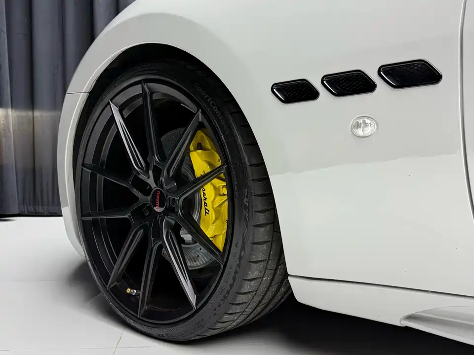 Maserati GranTurismo