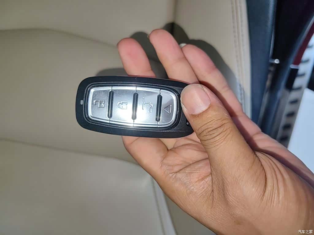 Cadillac XT5, 2017 9