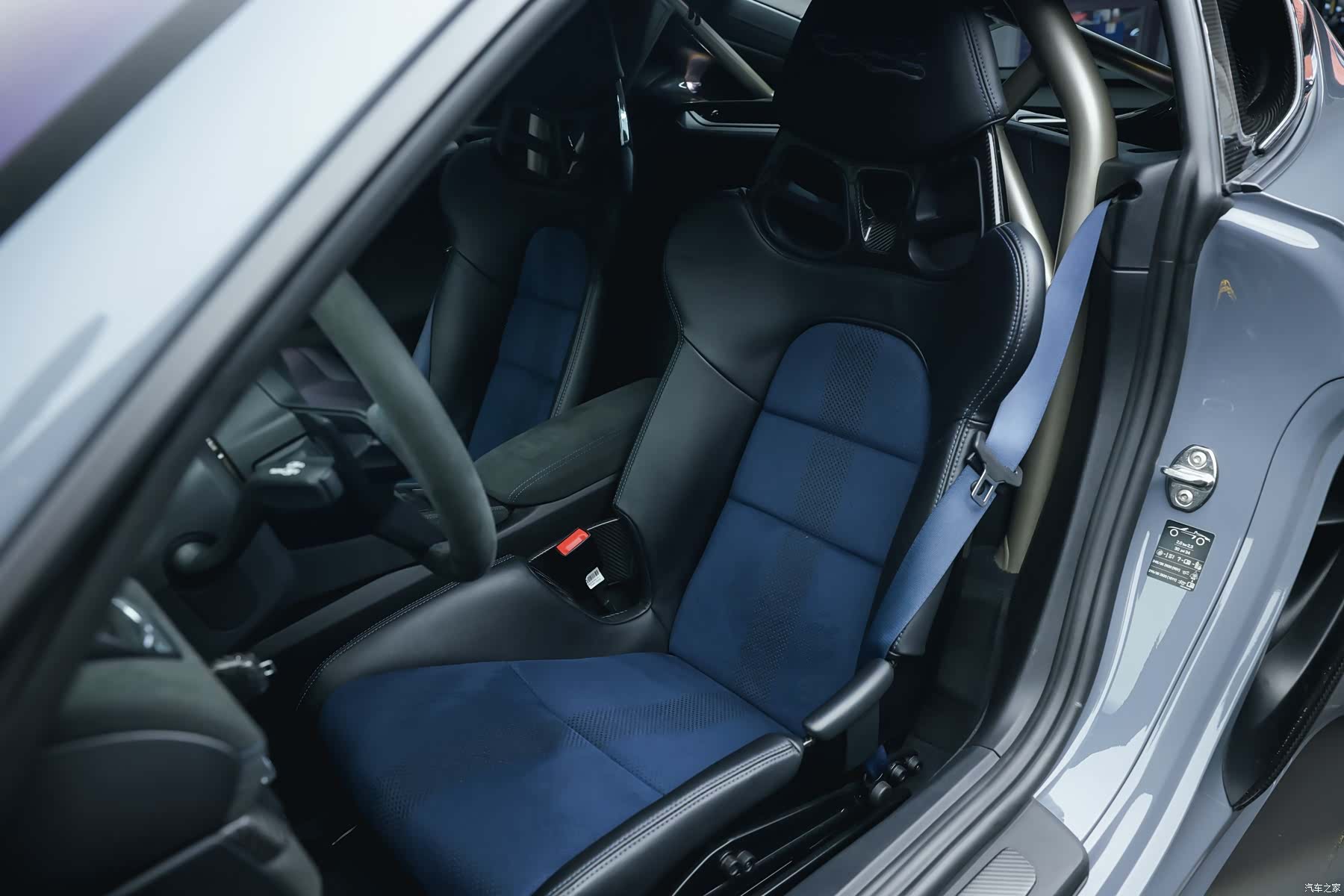 Porsche Cayman, 2023 17