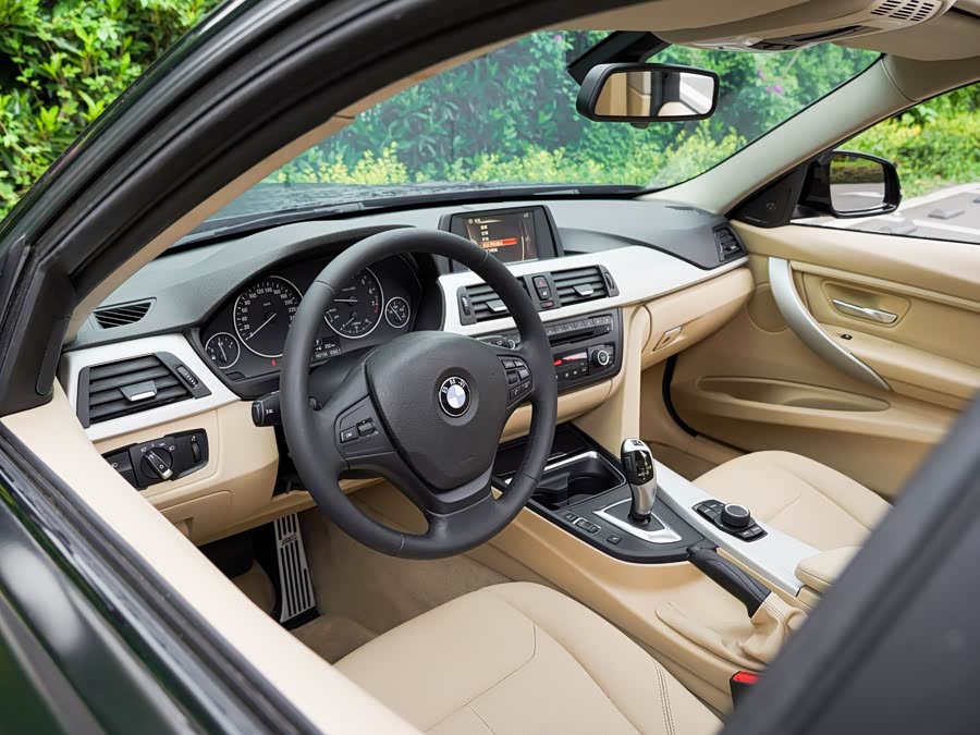 BMW 3 Series 2014, фото 27