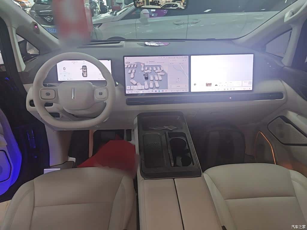 WEY Gaoshan, 2025 10