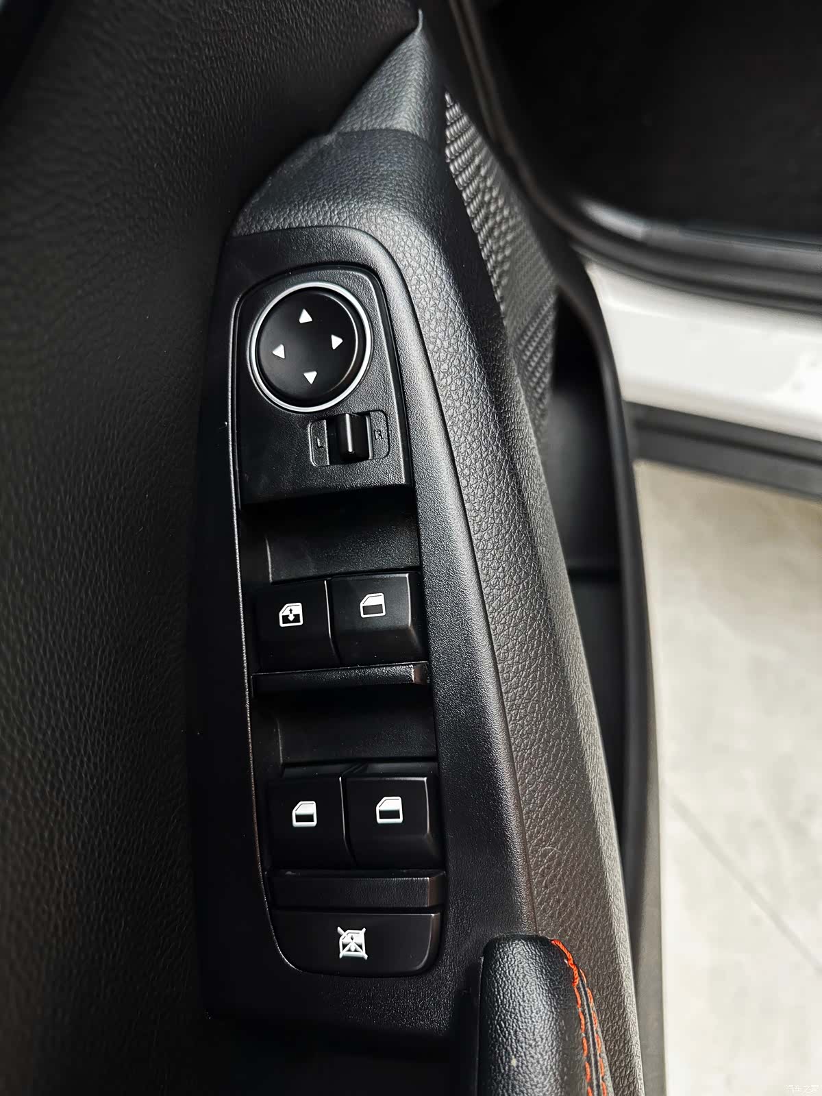 Kia KX3, 2021 12