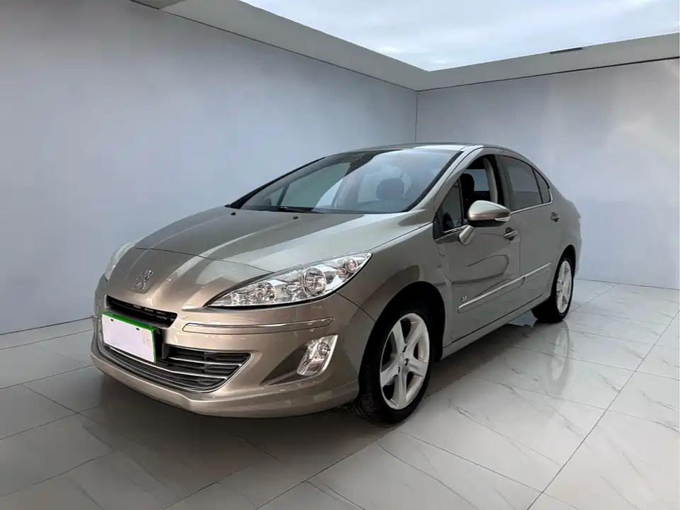 Peugeot 408