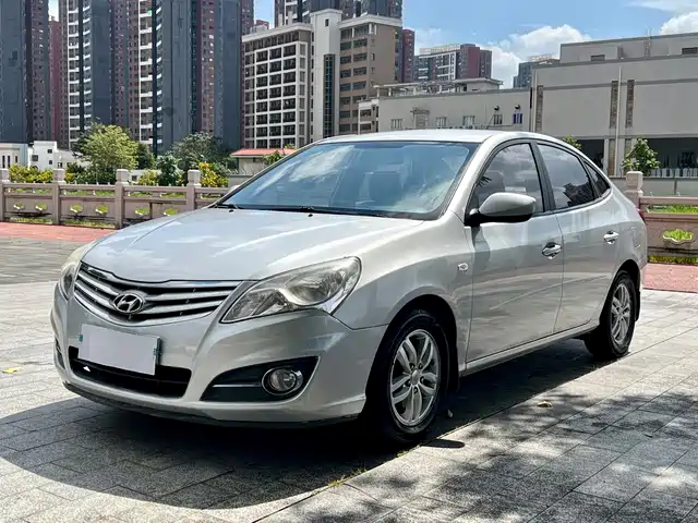 Hyundai Yuedong 2013 — купить из Китая под заказ