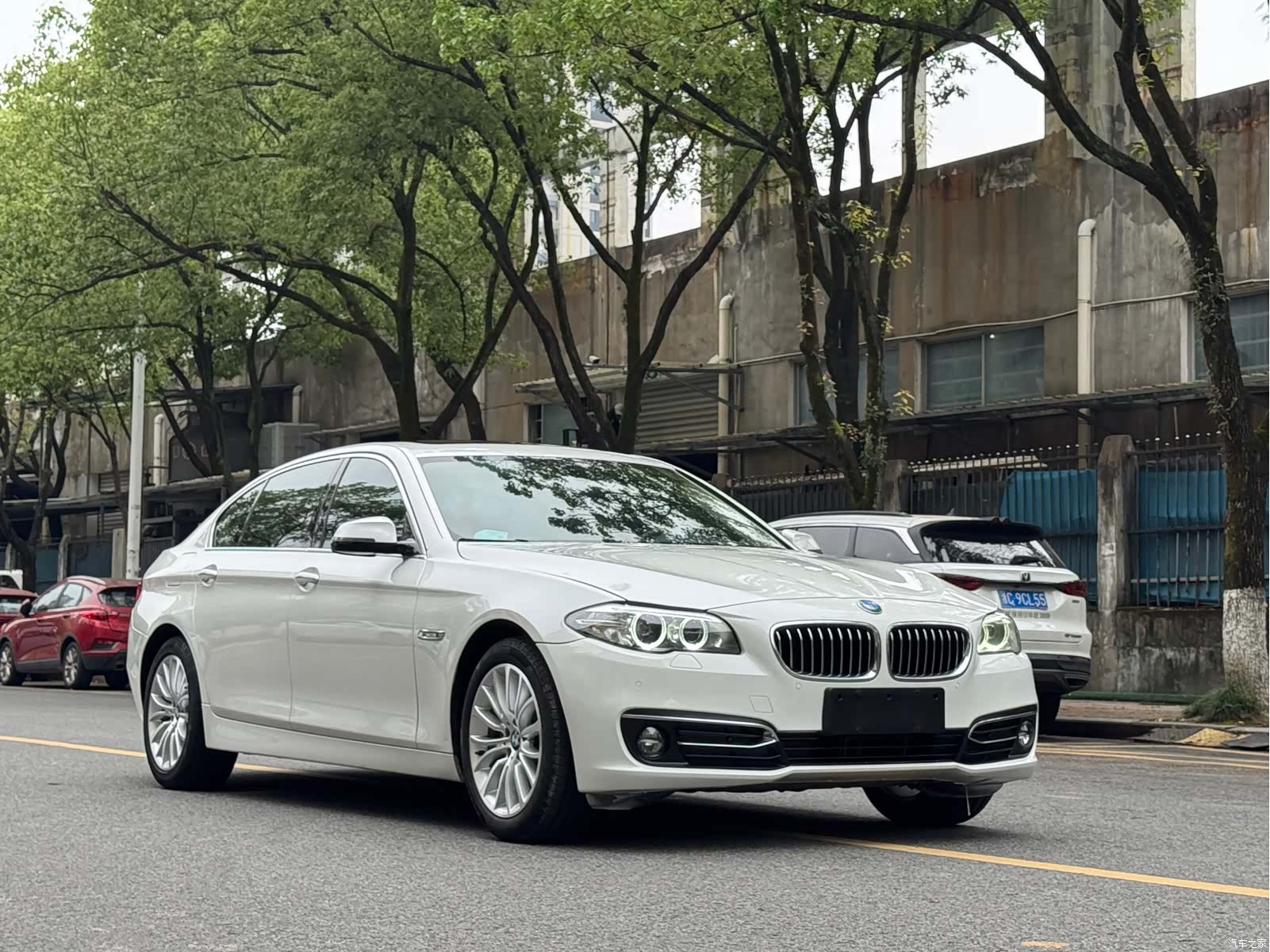 BMW 5 Series, 2017 все фото