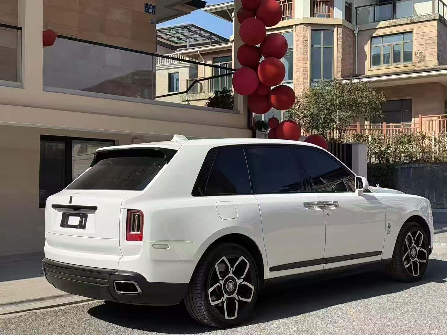 Rolls-Royce Cullinan, 2019 2