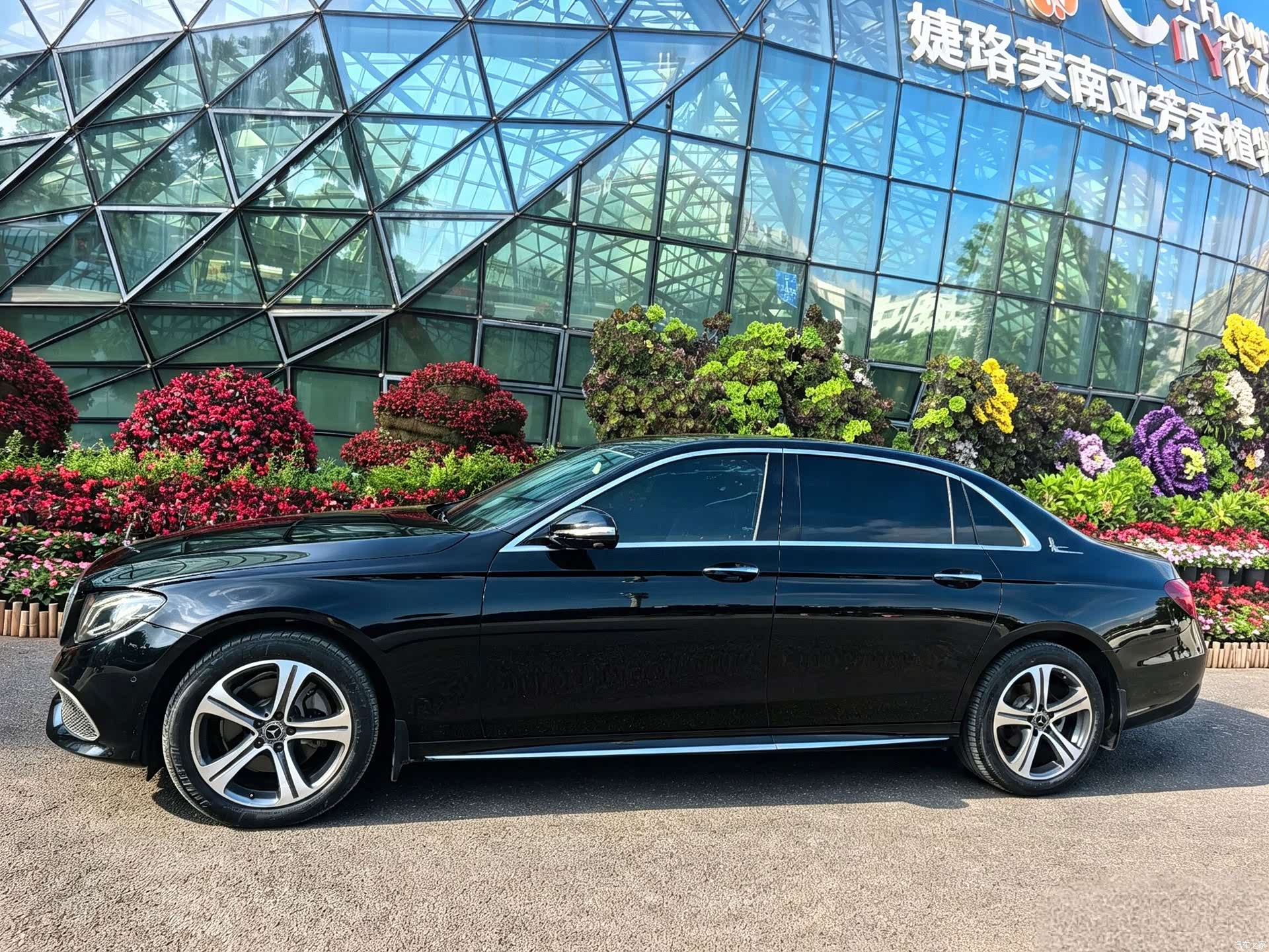 Mercedes-Benz E-Class, 2018 10
