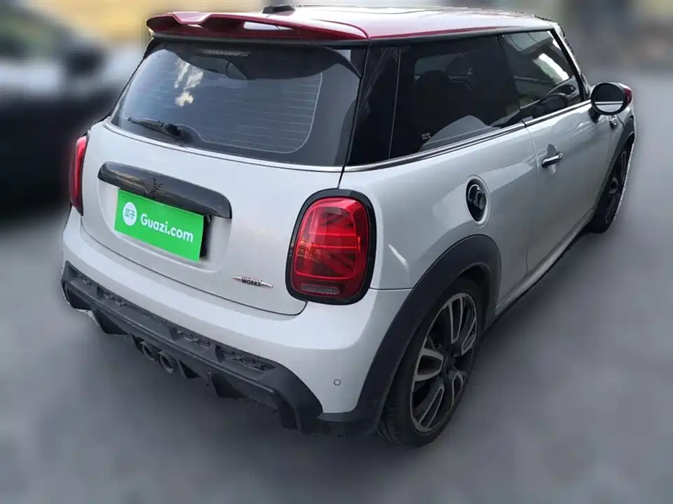 MINI JCW