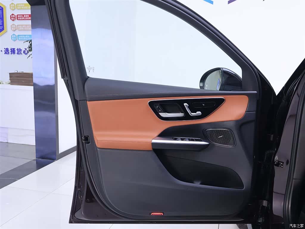 Mercedes-Benz GLC, 2023 18