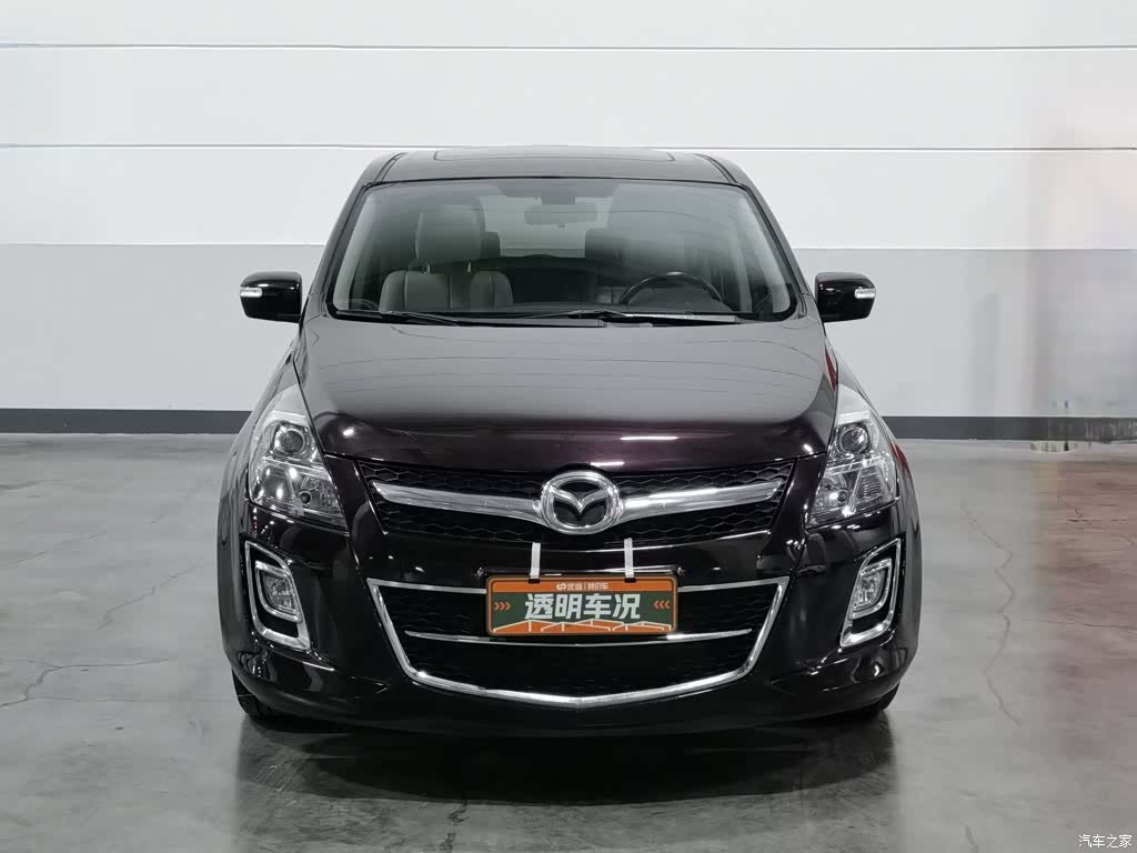 Mazda 8, 2013 3