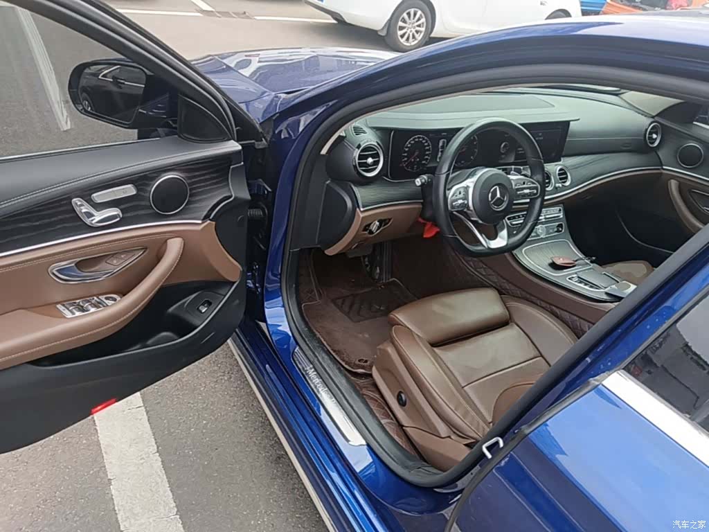 Mercedes-Benz E-Class, 2019 16