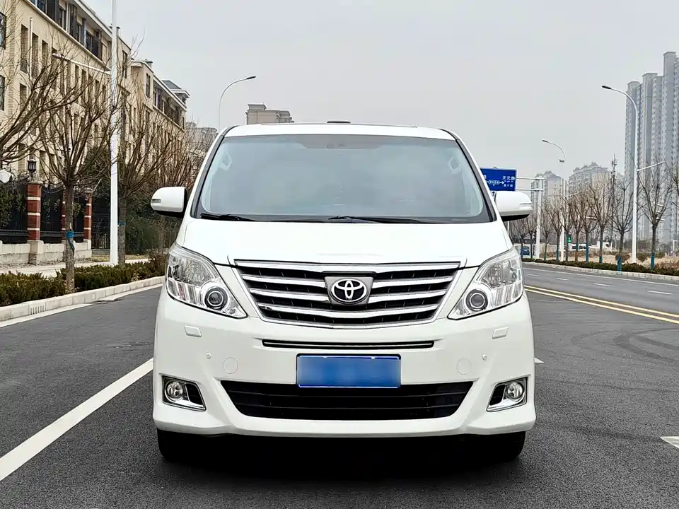 Toyota Elfa Toyota Elfa