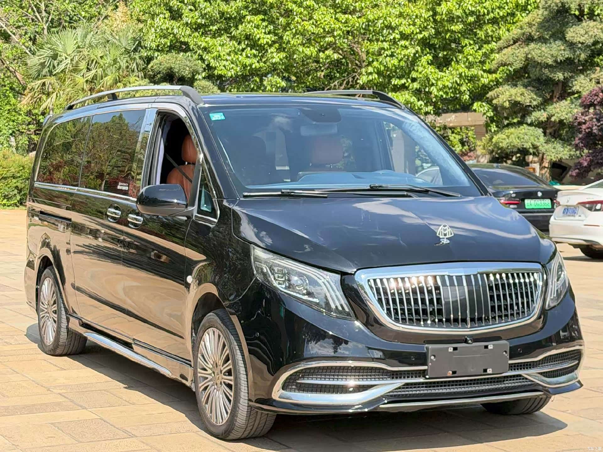 Mercedes-Benz 9, 2019 1