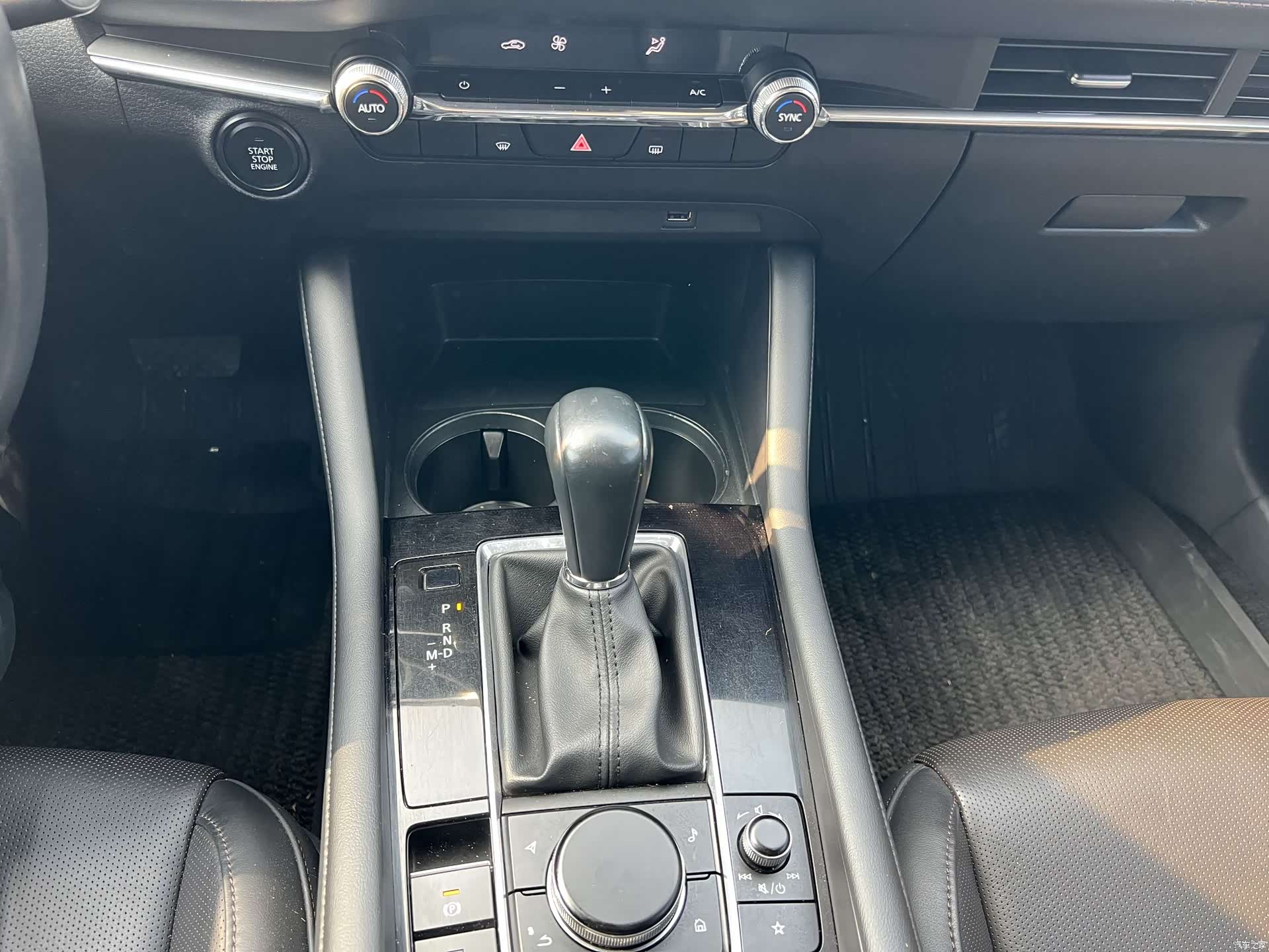 Mazda Mazda3, 2021 14