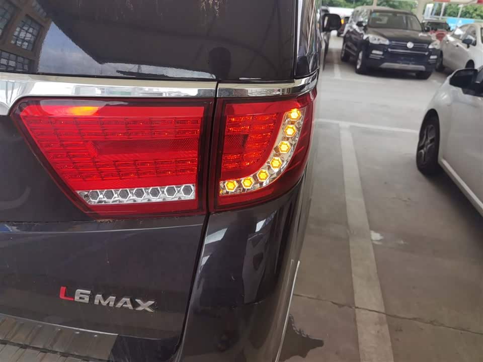 JAC Refine Ruifeng L6 MAX